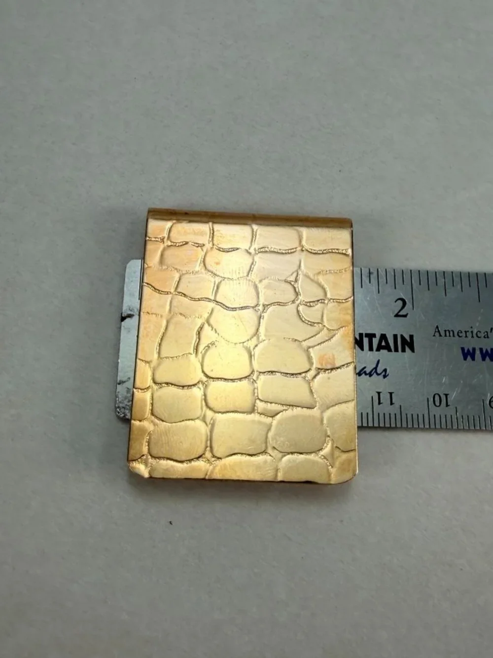 Vintage Gold Tone Croc Texture Money Clip Minimalist Men's Wallet Accessory